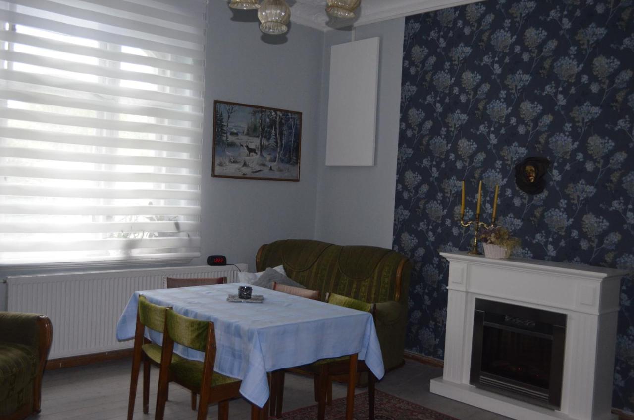 Dom Otwarty Apartment Jelenia Gora Luaran gambar